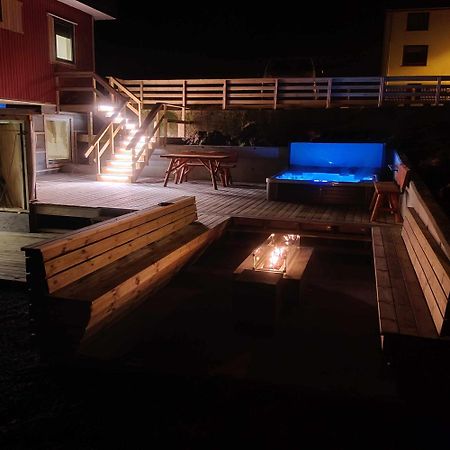 Апартаменты New Flat With Hot Tub - No3 Oyndarfjordur Экстерьер фото